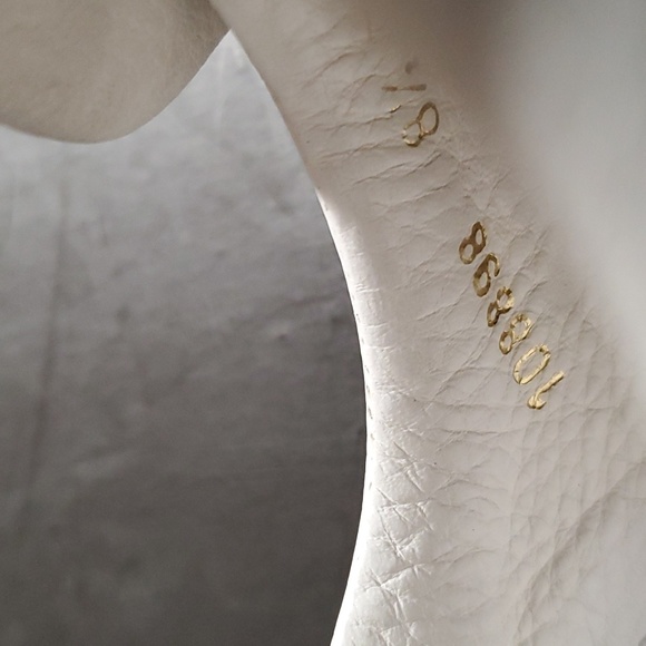 Vintage Gucci Sneakers - Picture 7 of 9